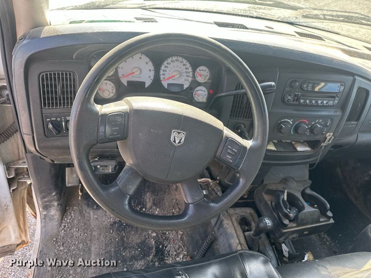 image for item DT7167 2004 Dodge Ram 2500 Quad Cab utility bed pickup truck