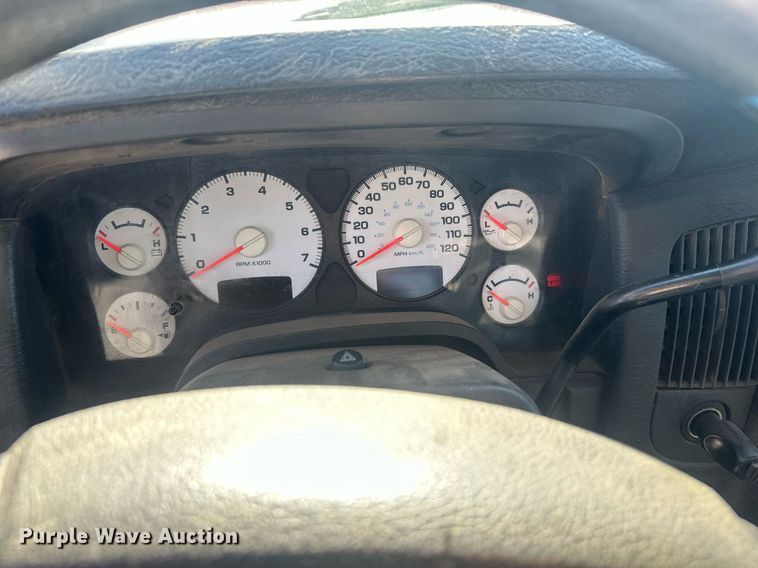 image for item DT7167 2004 Dodge Ram 2500 Quad Cab utility bed pickup truck