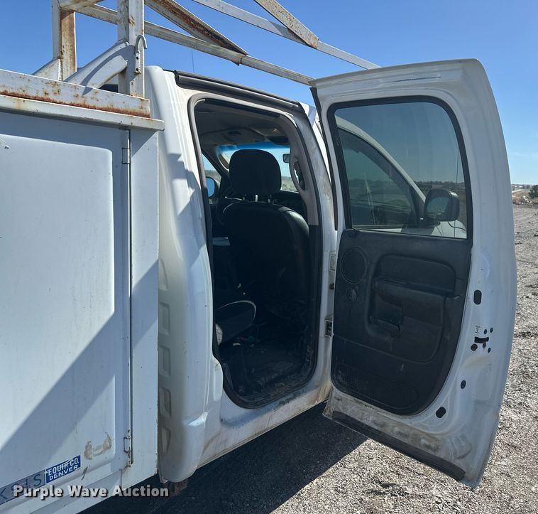 image for item DT7167 2004 Dodge Ram 2500 Quad Cab utility bed pickup truck