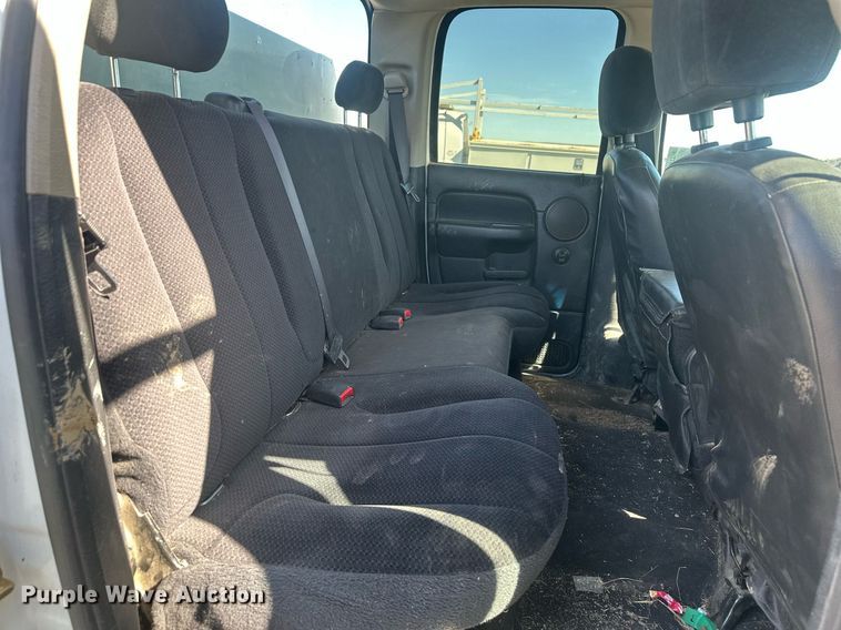 image for item DT7167 2004 Dodge Ram 2500 Quad Cab utility bed pickup truck