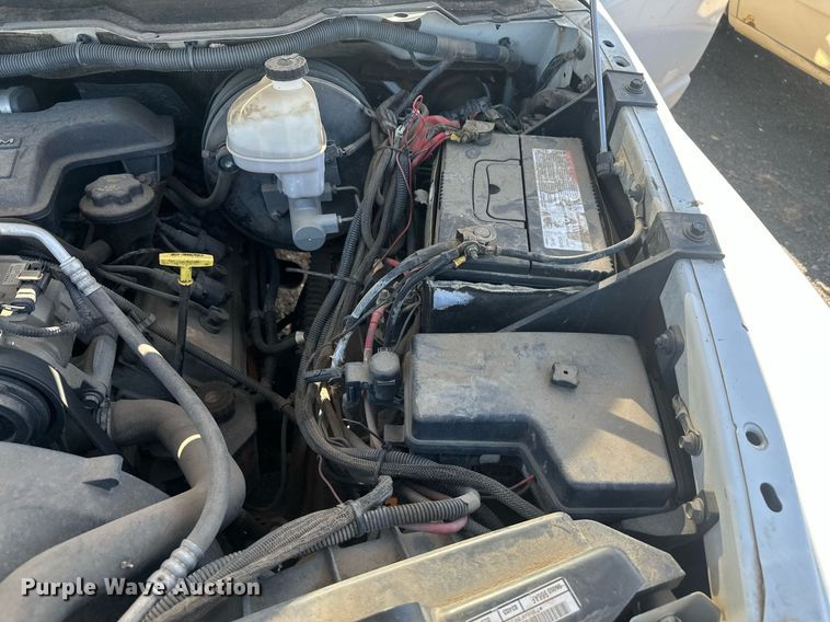 image for item DT7167 2004 Dodge Ram 2500 Quad Cab utility bed pickup truck