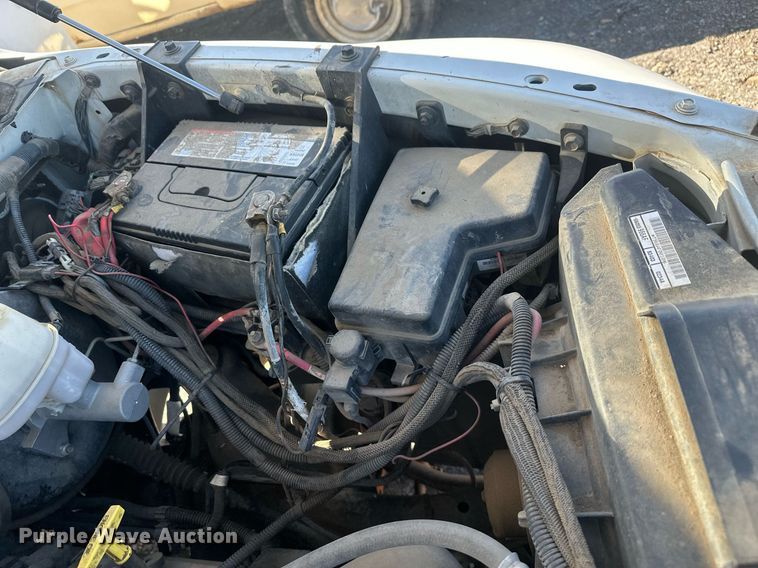 image for item DT7167 2004 Dodge Ram 2500 Quad Cab utility bed pickup truck