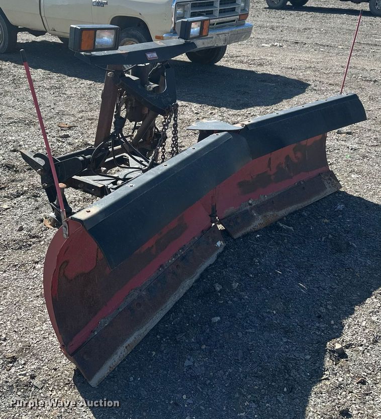 image for item DT7167 2004 Dodge Ram 2500 Quad Cab utility bed pickup truck