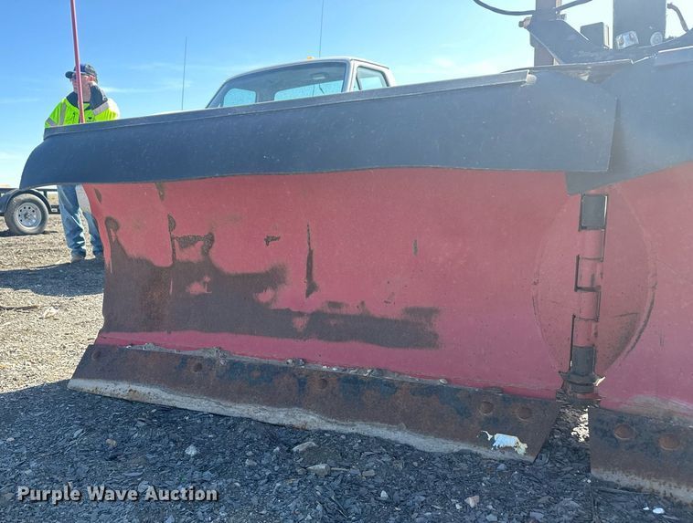 image for item DT7167 2004 Dodge Ram 2500 Quad Cab utility bed pickup truck