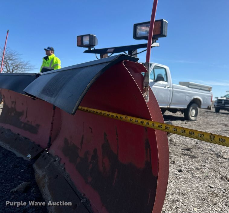 image for item DT7167 2004 Dodge Ram 2500 Quad Cab utility bed pickup truck