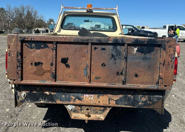 image for item DT7169 1988 Dodge Ram 250 pickup truck