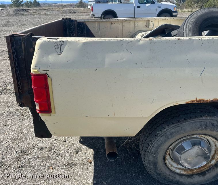 image for item DT7169 1988 Dodge Ram 250 pickup truck