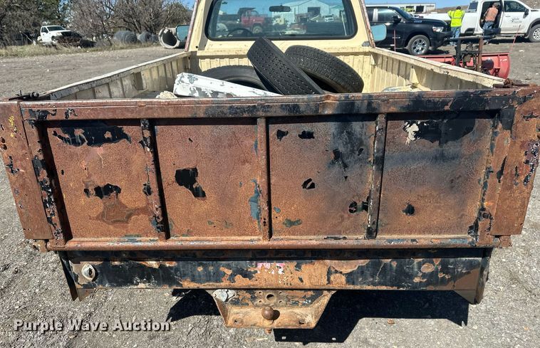 image for item DT7169 1988 Dodge Ram 250 pickup truck