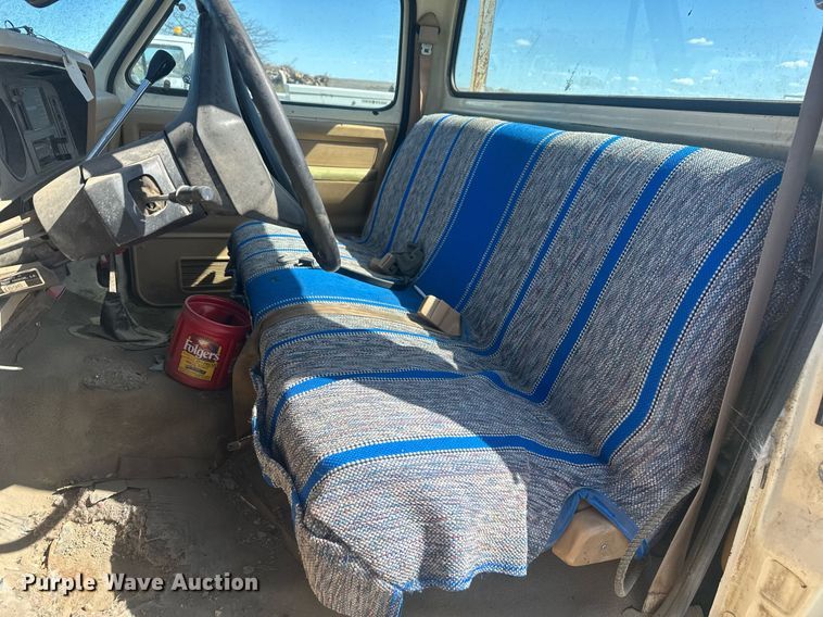 image for item DT7169 1988 Dodge Ram 250 pickup truck