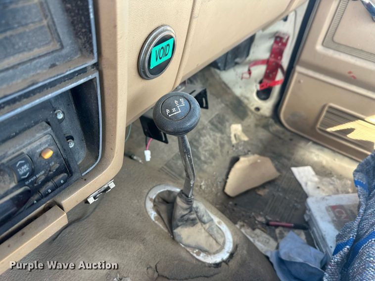 image for item DT7169 1988 Dodge Ram 250 pickup truck