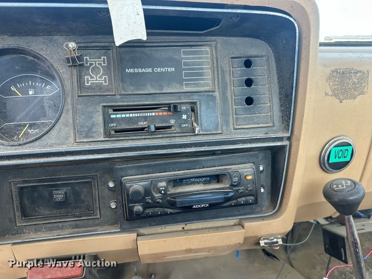 image for item DT7169 1988 Dodge Ram 250 pickup truck