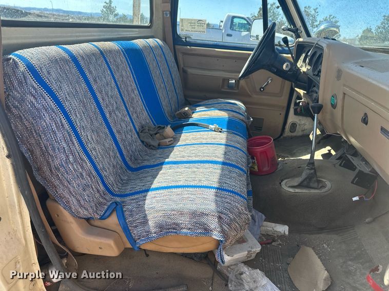 image for item DT7169 1988 Dodge Ram 250 pickup truck