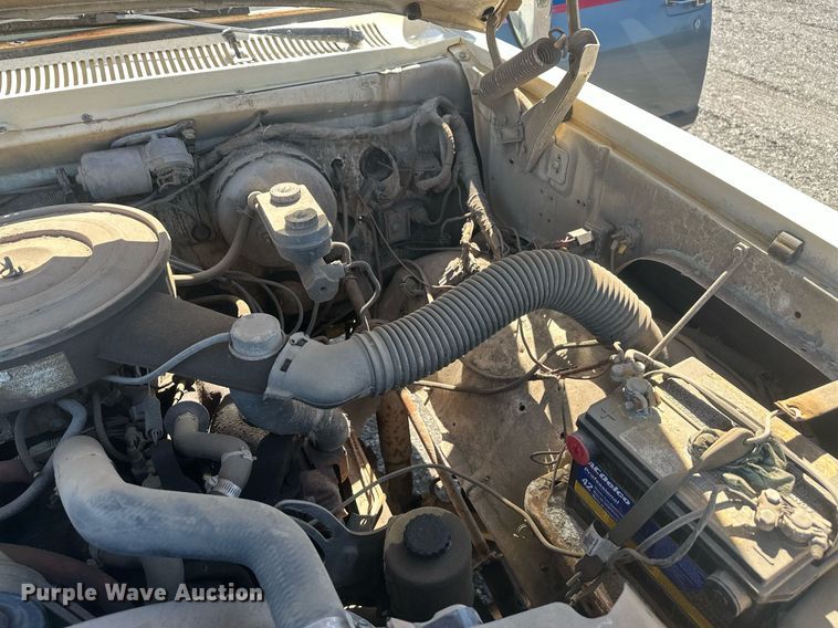 image for item DT7169 1988 Dodge Ram 250 pickup truck