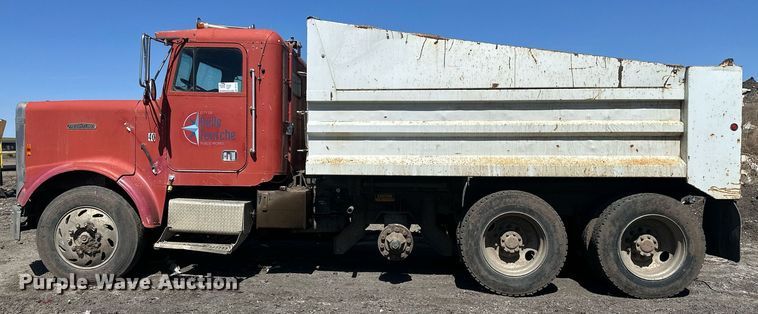 image for item DT7171 1987 Freightliner FLC dump truck