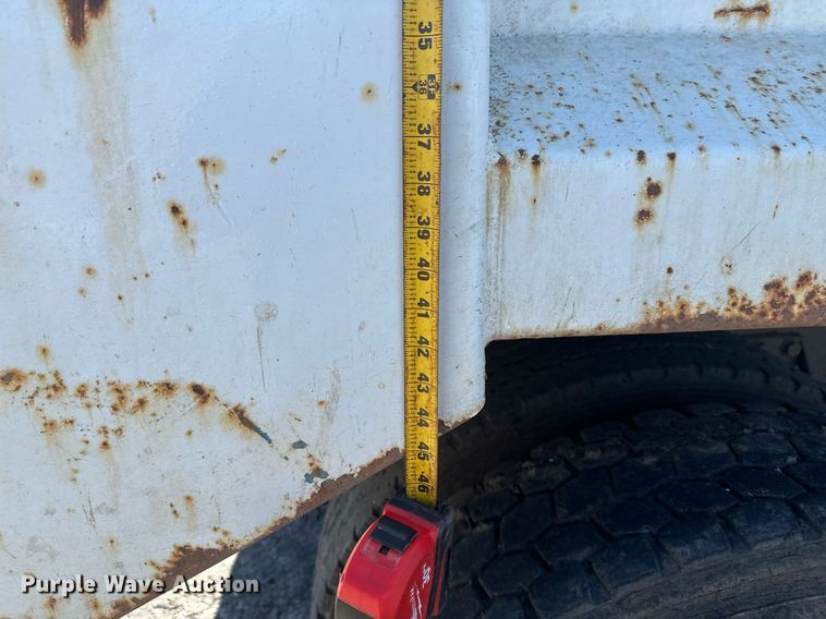 image for item DT7171 1987 Freightliner FLC dump truck