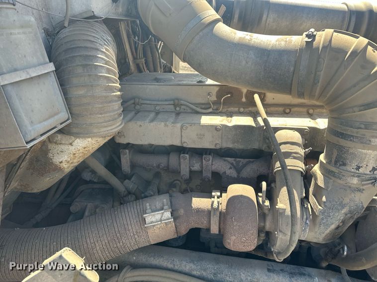 image for item DT7171 1987 Freightliner FLC dump truck