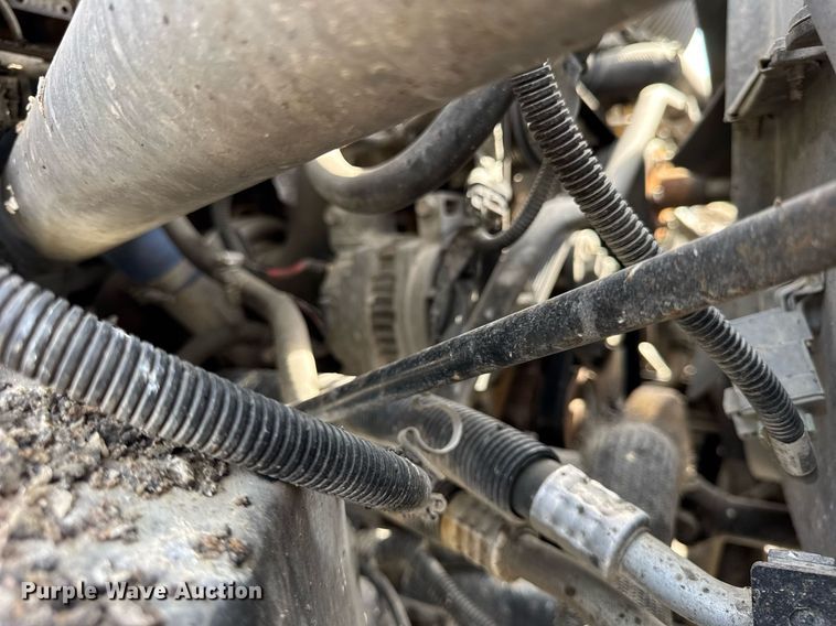 image for item DU3469 2006 Chevrolet C7500 oil distributor truck