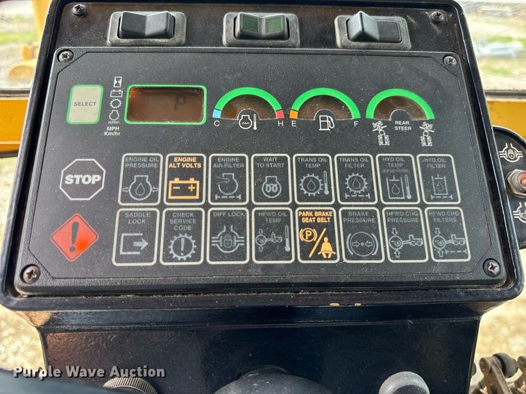 image for item DU3470 2001 John Deere 770CH motor grader