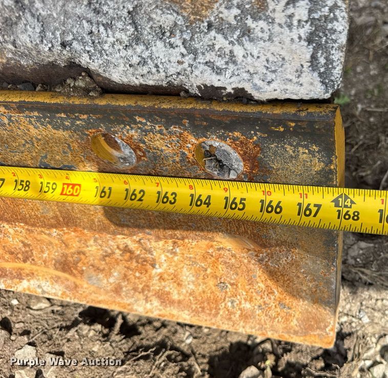 image for item DU3471 2000 John Deere 770CH motor grader