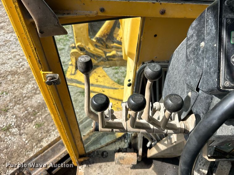 image for item DU3471 2000 John Deere 770CH motor grader