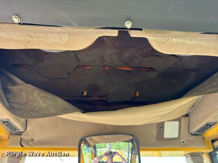 image for item DU3471 2000 John Deere 770CH motor grader