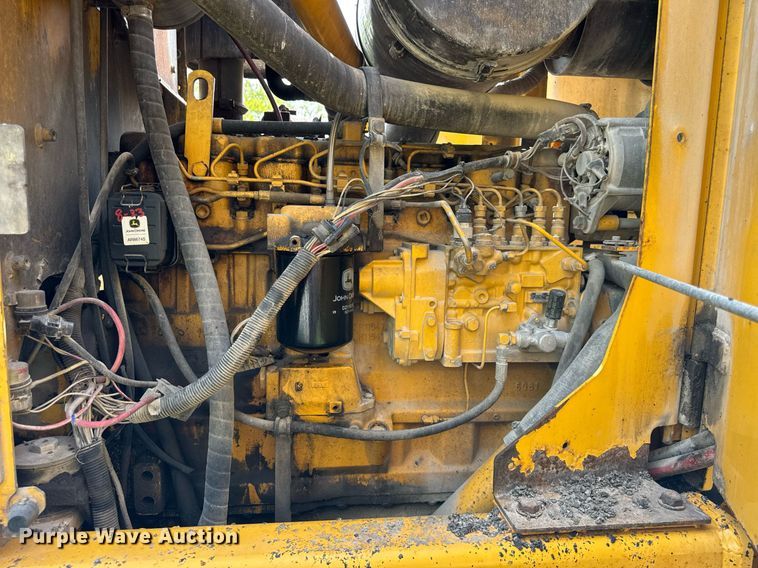 image for item DU3471 2000 John Deere 770CH motor grader