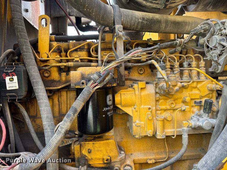 image for item DU3471 2000 John Deere 770CH motor grader