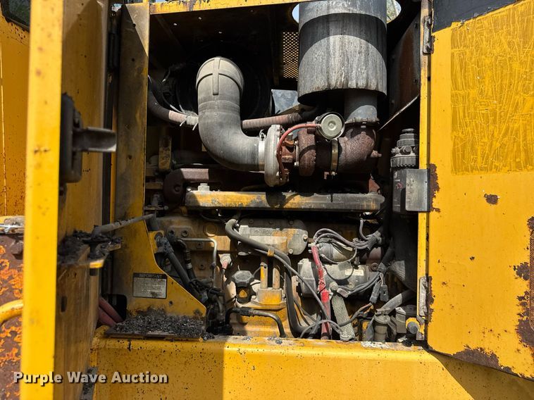 image for item DU3471 2000 John Deere 770CH motor grader