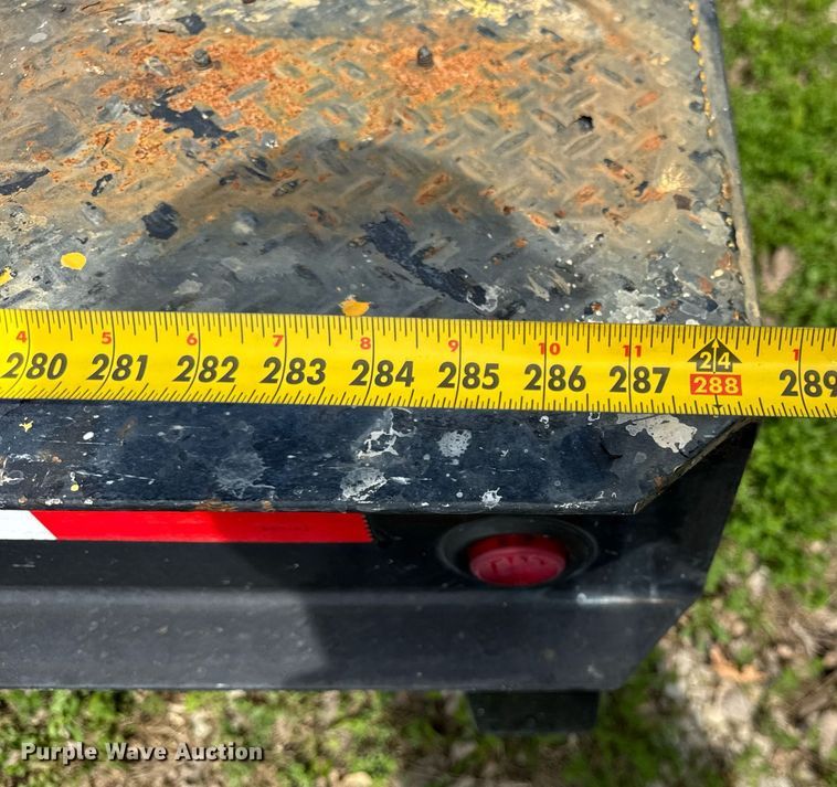 image for item DU3472 2009 Trailer man TBD8024N50 drop deck trailer