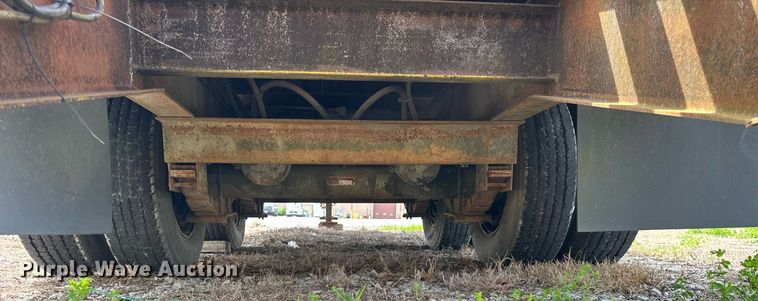 image for item DU3473 1997 Tow Master equipment trailer