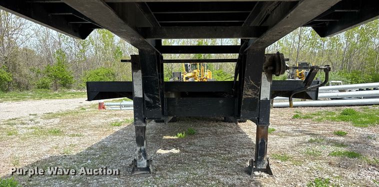 image for item DU3474 2009 Trailerman TBD8024N50 drop deck trailer