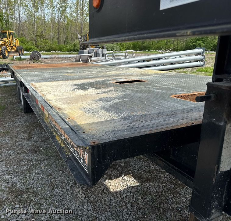 image for item DU3474 2009 Trailerman TBD8024N50 drop deck trailer