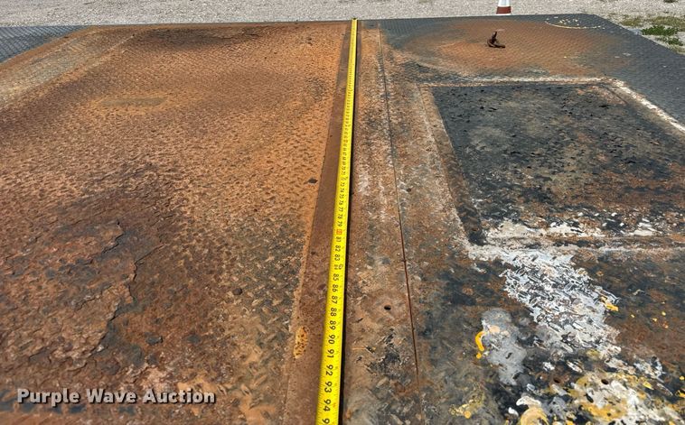 image for item DU3474 2009 Trailerman TBD8024N50 drop deck trailer