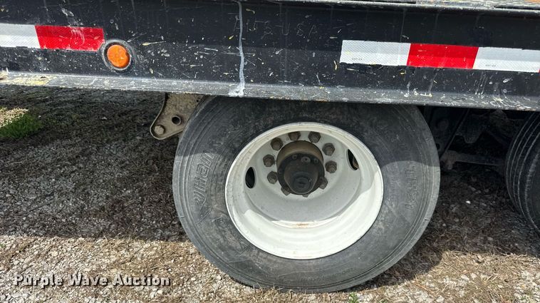 image for item DU3474 2009 Trailerman TBD8024N50 drop deck trailer