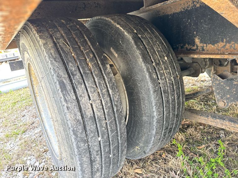 image for item DU3474 2009 Trailerman TBD8024N50 drop deck trailer