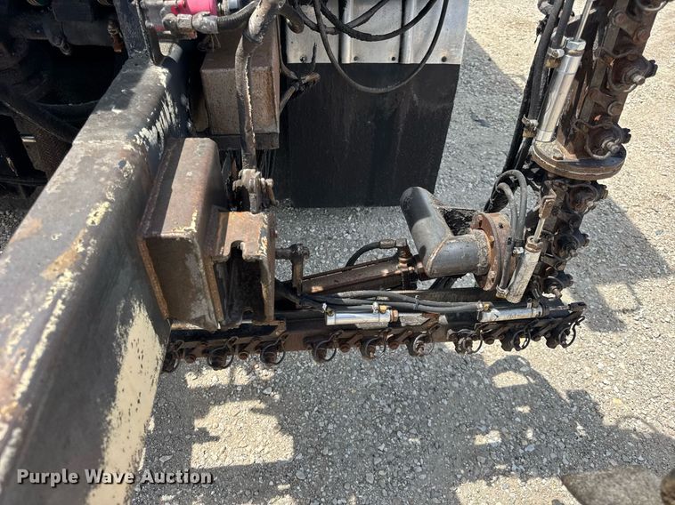 image for item DU3476 2006 Chevrolet C7500 oil distributor truck