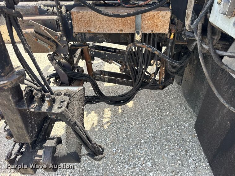 image for item DU3476 2006 Chevrolet C7500 oil distributor truck