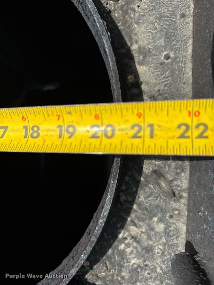 image for item DU3476 2006 Chevrolet C7500 oil distributor truck