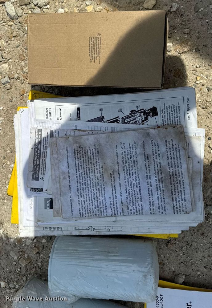 image for item DU3476 2006 Chevrolet C7500 oil distributor truck