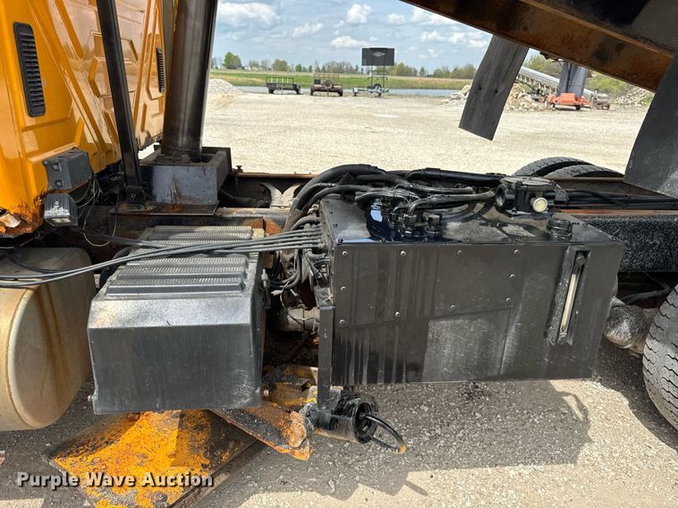 image for item DU3478 2006 International Workstar 7500 dump truck