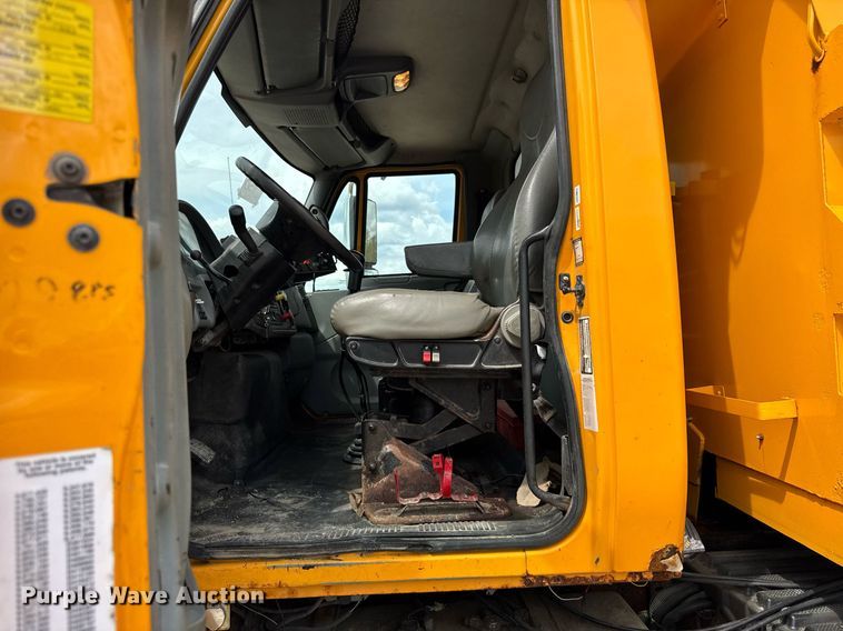 image for item DU3478 2006 International Workstar 7500 dump truck