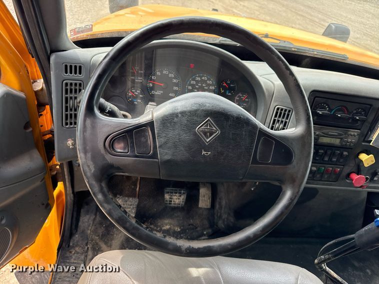 image for item DU3478 2006 International Workstar 7500 dump truck