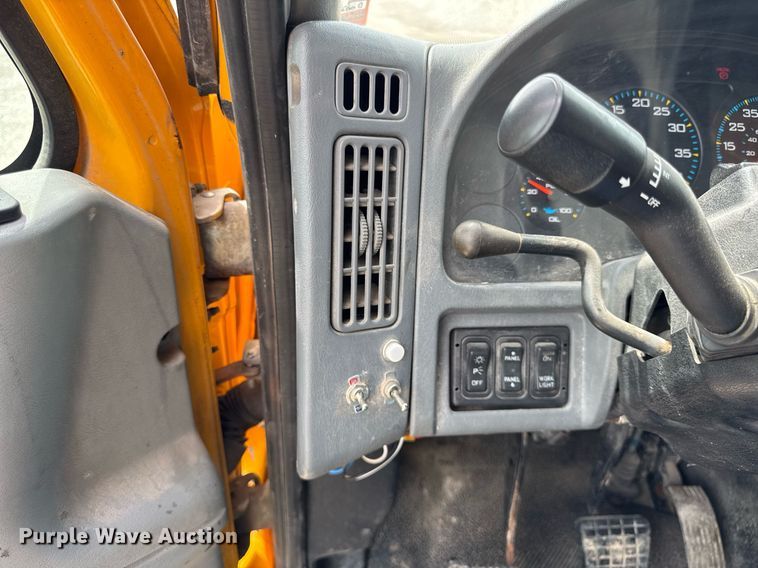 image for item DU3478 2006 International Workstar 7500 dump truck