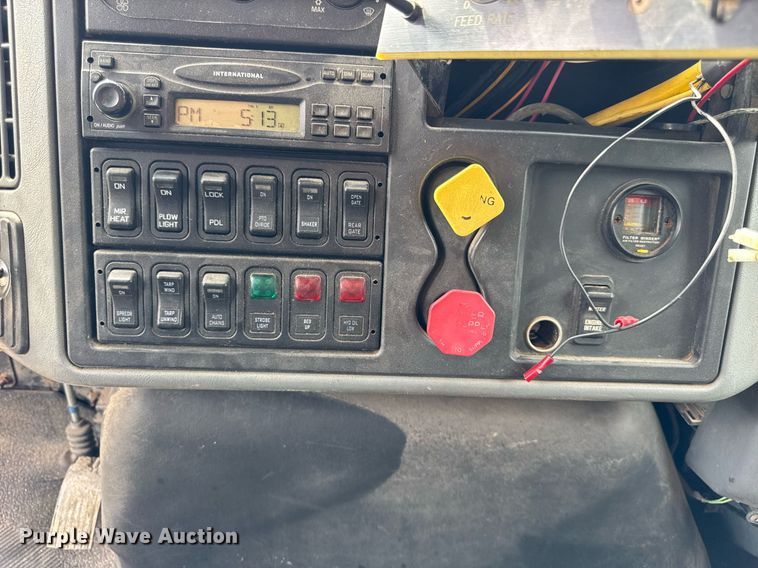 image for item DU3478 2006 International Workstar 7500 dump truck