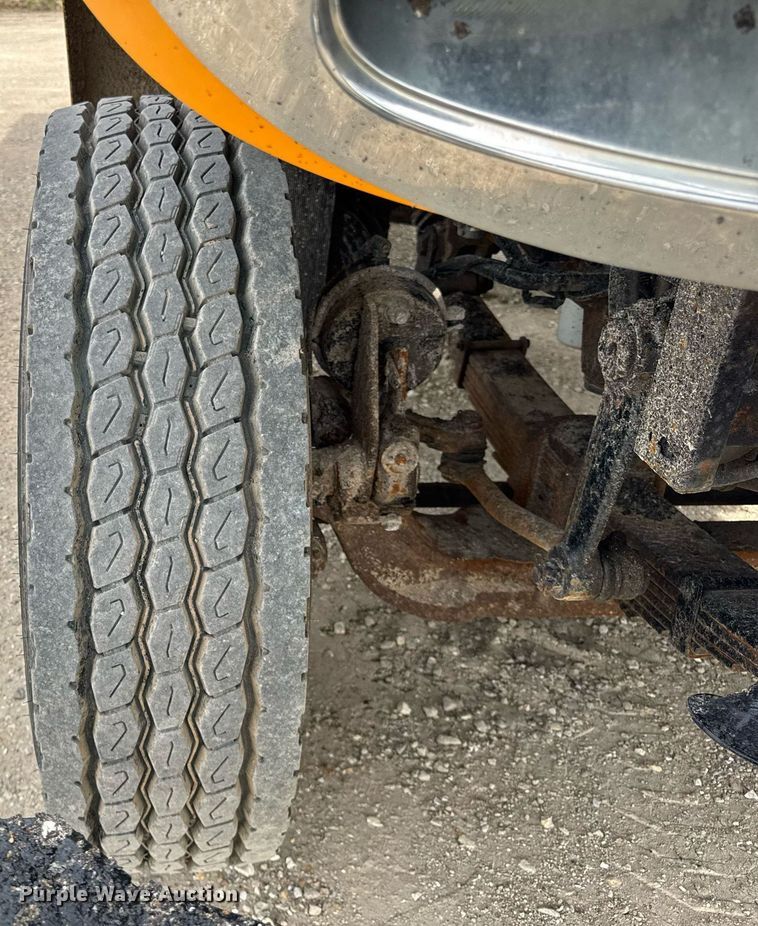 image for item DU3478 2006 International Workstar 7500 dump truck