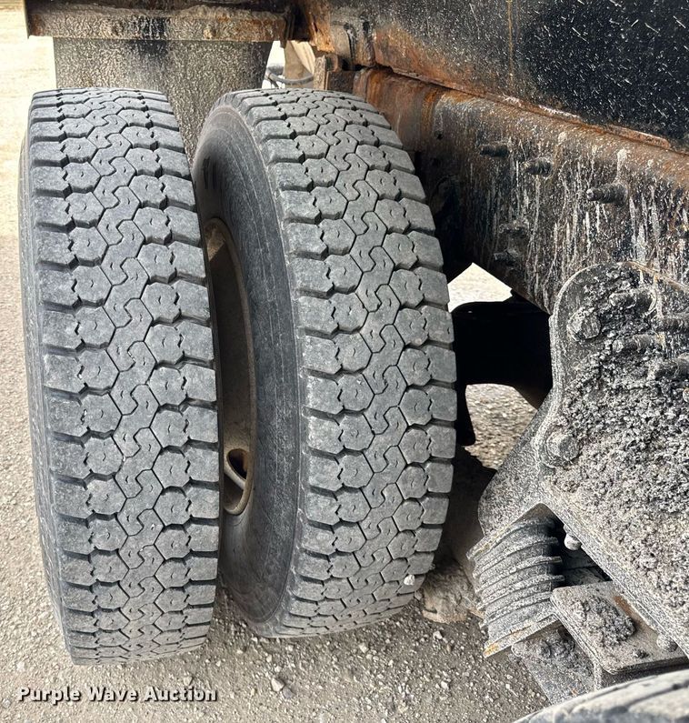 image for item DU3478 2006 International Workstar 7500 dump truck