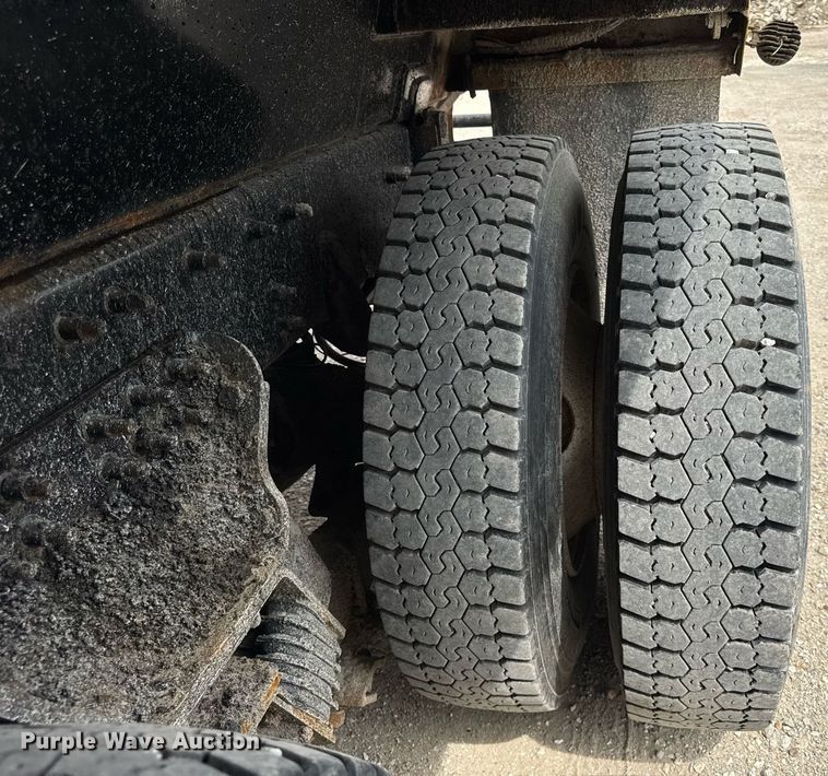 image for item DU3478 2006 International Workstar 7500 dump truck