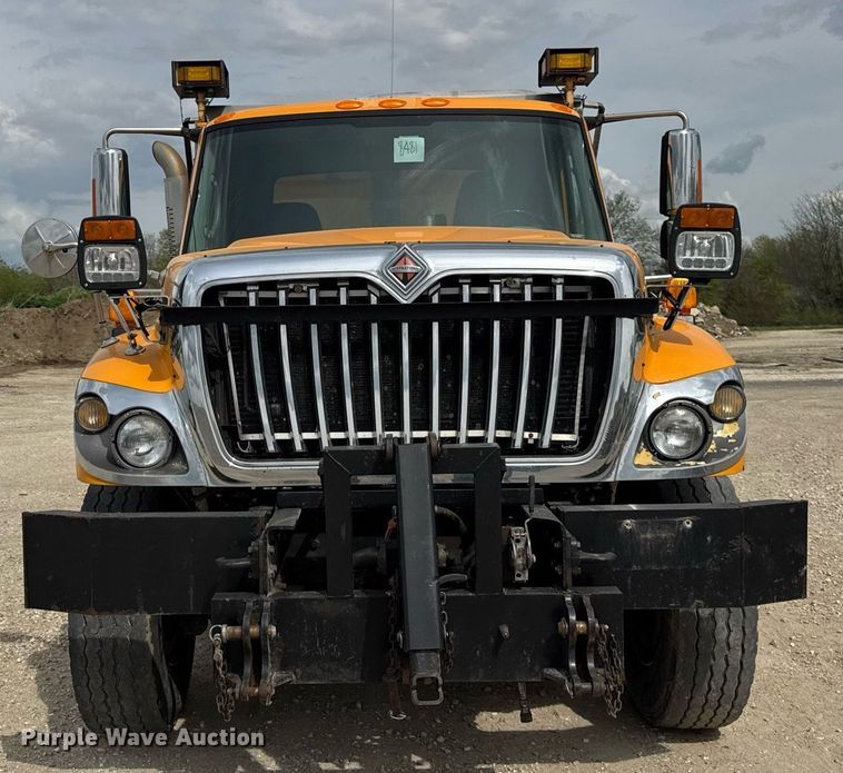 image for item DU3479 2011 International Workstar 7500 dump truck