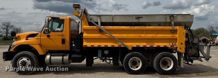 image for item DU3479 2011 International Workstar 7500 dump truck