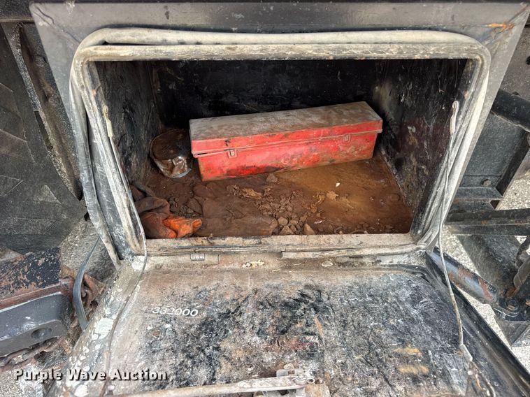 image for item DU3479 2011 International Workstar 7500 dump truck